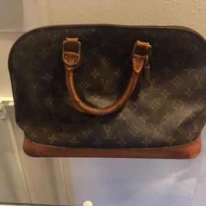 Louis Vuitton Purse
